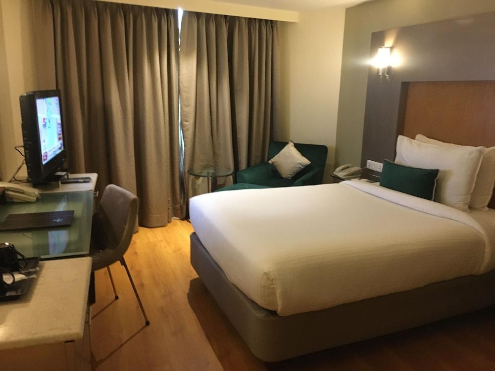 The Golkonda Hotel Hyderabad Ngoại thất bức ảnh